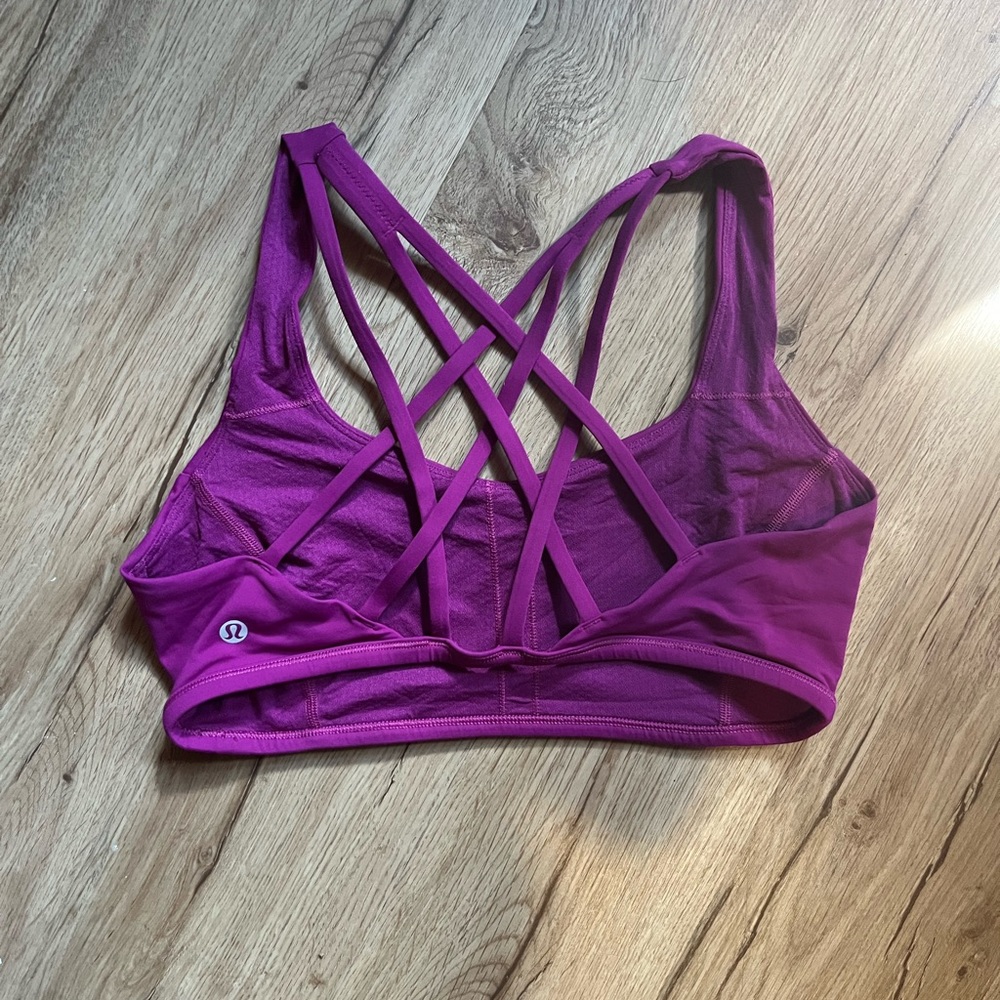 Lululemon strappy bra size 8